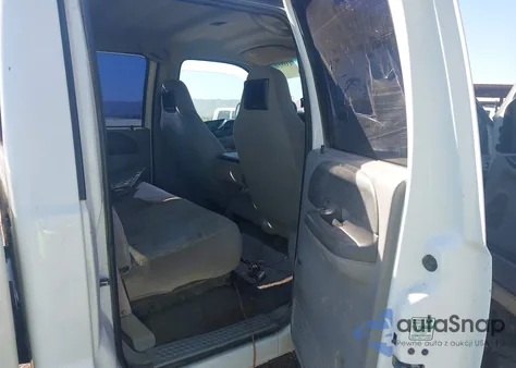 2000 Ford F-250 Lariat/Xl/Xlt из США, поврежденный, VIN 3FTNW21S2YMA77672